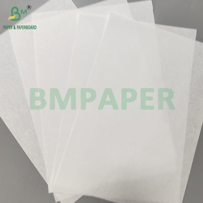 60gm 80gm Material de alta fibra Ultra alta tensión Papel Kraft blanco para el embalaje