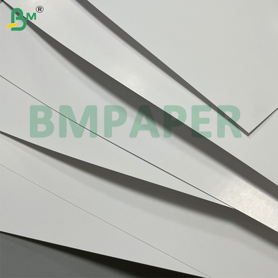 300 g de papel base digital de suavidad ecológica para una amplia compatibilidad con el equipo