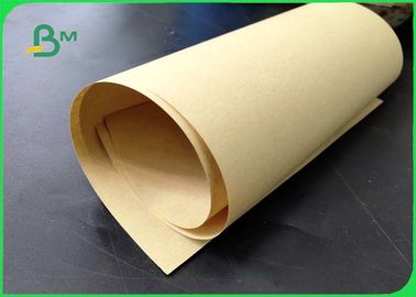 buen papel del arte de Brown de la resistencia de aceite de 80gsm 100gsm para los bolsos de las compras en Rolls