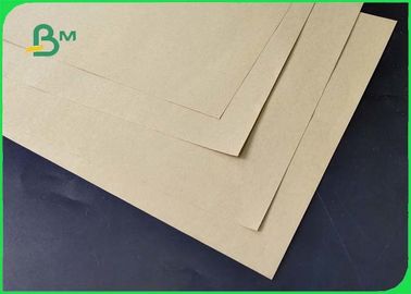 buen papel del arte de Brown de la resistencia de aceite de 80gsm 100gsm para los bolsos de las compras en Rolls
