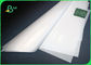 45 / color blanco hidrofóbico del papel de MG Kraft de la categoría alimenticia de la capa 50gsm para embalar