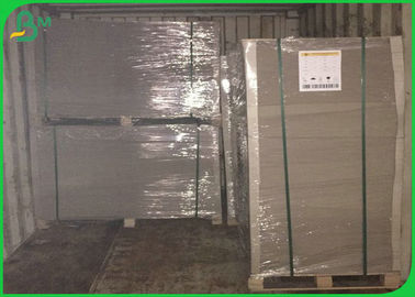 Cartón gris reciclado Gris del material el 1.5MM para hacer la caja de regalo del embalaje
