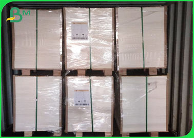 Tablero de doble revestido de color blanco 300GSM Superficie lisa para el embalaje de jabón
