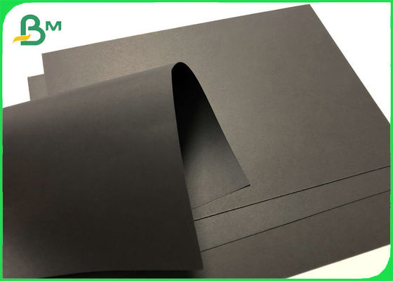 A prueba de humedad 350gm Papel negro Ropa reciclable Etiquetas Material