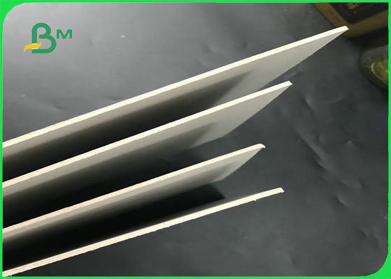 tablero de papel 700*1000m m gris de 2.2m m 2.25m m con el FSC para las cajas de empaquetado