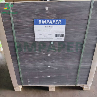 Papel negro sólido sin recubrimiento de 300 gm 350 gm para el embalaje 70 x 100 cm
