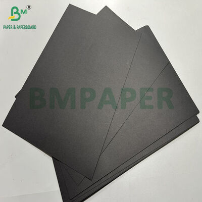 Papel Kraft negro puro de 80 gm 90 gm 100 gm para bolsas de compras 70 x 100 cm