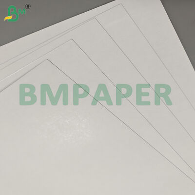 Hojas de cartón brillante recubiertas de dos lados con núcleo negro de 310 gm