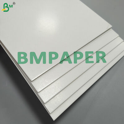Cartón blanco sólido del tablero Montado Blanco 1.8m m 2.0m m lados dobles