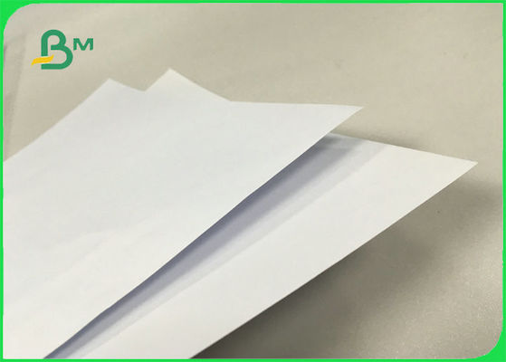 Papel sin recubrimiento arriba blanco 80gsm 100gsm del FSC Woodfree para los libros modificados para requisitos particulares