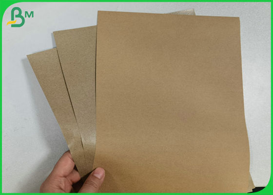 El PE reciclado laminó el tablero Rolls de papel del trazador de líneas de Brown Kraft para empaquetar