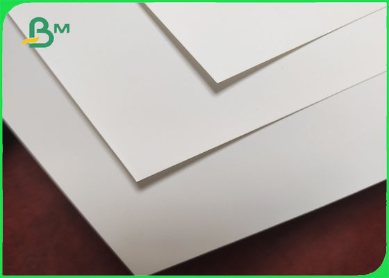 Papel sintético de impresión sin rasgaduras 120um para materiales al aire libre