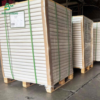 Papel de cubierta sin recubrimiento de alta densidad de 350 g/m² y 400 g/m², blanco brillante, sin madera, en hojas